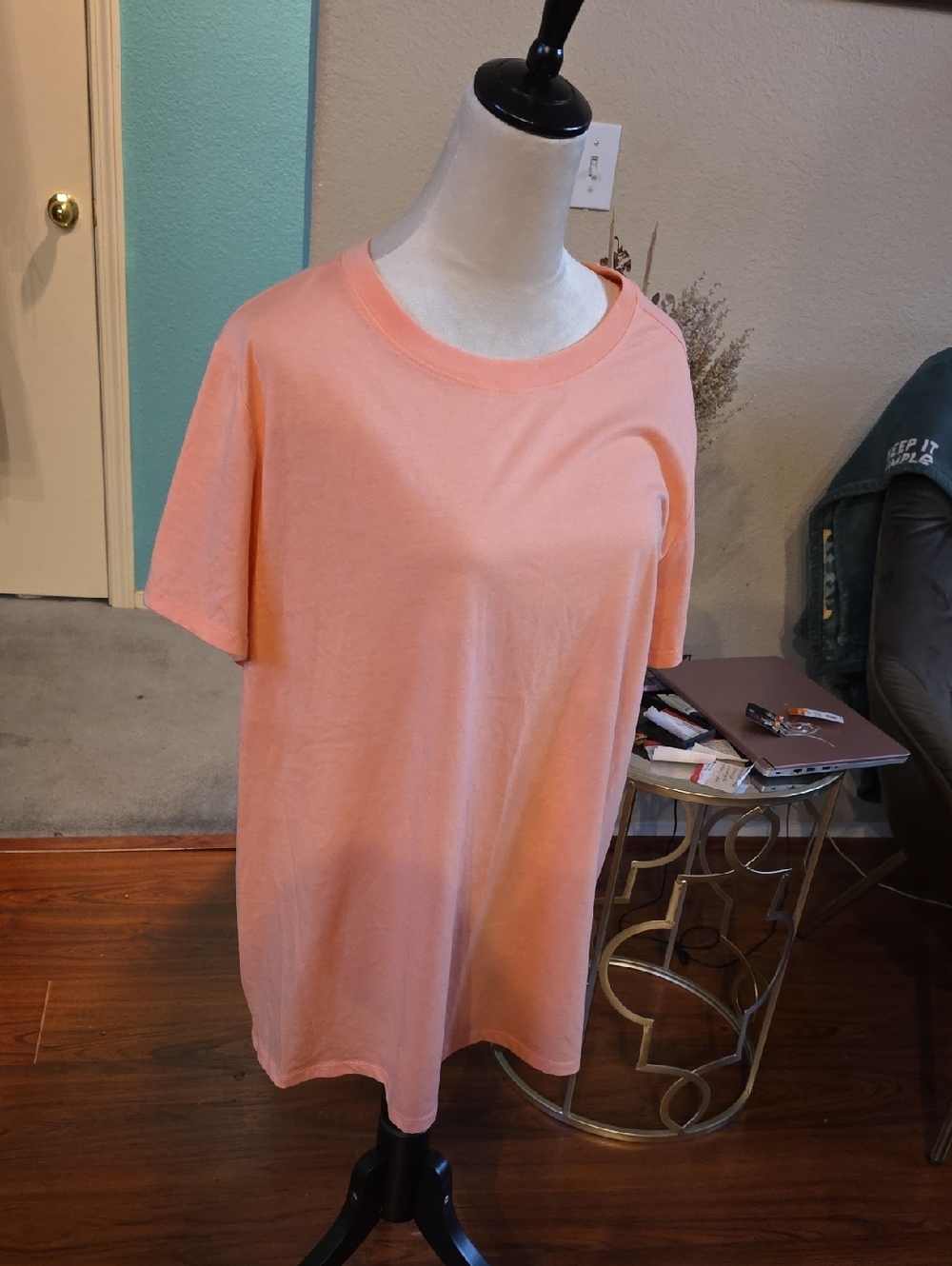 torrid Peach Short Sleeve Crewneck Tee
